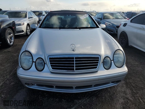 2000 Mercedes-Benz CLK 320/430 z VIN WDBLK70G1YT035376, wystawiony jako Copart lot #73714524 z przebiegiem 107 262 mil mil oraz Nie do naprawy • Non repairable. Historia ofert i sprzedaży dostępna na DreamBid. Obrazek 5.