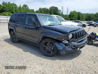2014 Jeep Patriot Altitude with VIN 1C4NJPBA4ED927701, listed as a Copart auction lot 58413245 with 107,168 mi miles and Clean title. Bid and sale history available at DreamBid. Image 4.