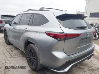 2023 Toyota Highlander L with VIN 5TDKDRAH5PS527304, listed as a IAAI auction lot 42062249 with 20,950 mi miles and . Bid and sale history available at DreamBid. Image 3.