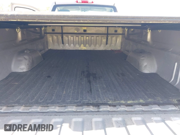 2009 Chevrolet Silverado 1500 1LT with VIN 1GCEK14099Z149726, listed as a IAAI auction lot 41940918 with 127,155 mi miles and . Bid and sale history available at DreamBid. Image 8.