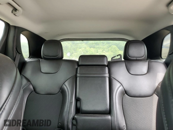 2019 Jeep Cherokee Altitude with VIN 1C4PJMLB7KD315955, listed as a Copart auction lot 59356885 with 84,040 mi miles and Salvage title. Bid and sale history available at DreamBid. Image 10.