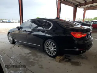 2016 BMW 7 Series 740i z VIN WBA7E2C55GG547752, wystawiony jako Copart lot #59336725 z przebiegiem Nie podano mil oraz Czysty tytuł • Clean title. Historia ofert i sprzedaży dostępna na DreamBid. Obrazek 2.