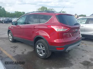 2014 Ford Escape SE with VIN 1FMCU0GX4EUB78963, listed as a IAAI auction lot 42110927 with 149,799 mi miles. Bid and sale history available at carsss.com. Image 3.
