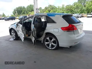 2009 Toyota Venza z VIN 4T3ZK11AX9U004225, wystawiony jako IAAI lot #42401651 z przebiegiem 144 502 mil mil oraz . Historia ofert i sprzedaży dostępna na DreamBid. Obrazek 3.