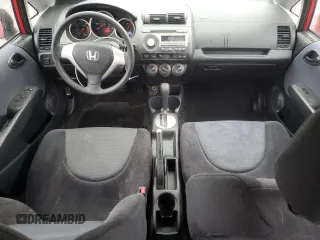 2008 Honda Fit с VIN JHMGD38438S061773, выставлен на аукционе Copart как лот 57973005 с пробегом 176 014 миль миль и Списание • Salvage title. История ставок и продаж доступна на DreamBid. Изображение 8.