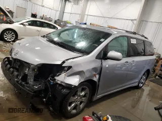 2012 Toyota Sienna SE with VIN 5TDXK3DC3CS180574, listed as a Copart auction lot 45020255 with 240,341 mi miles and Clean Title. Bid and sale history available at carsss.com. Image 1.