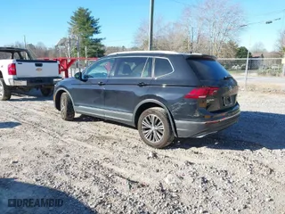 2018 Volkswagen Tiguan SEL with VIN 3VV2B7AXXJM076428, listed as a IAAI auction lot 41691637 with 89,441 mi miles. Bid and sale history available at carsss.com. Image 3.