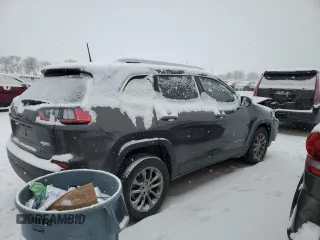 2019 Jeep Cherokee Latitude Plus with VIN 1C4PJLLX0KD403851, listed as a Copart auction lot 84743624 with Not provided miles and Salvage title. Bid and sale history available at DreamBid. Image 3.