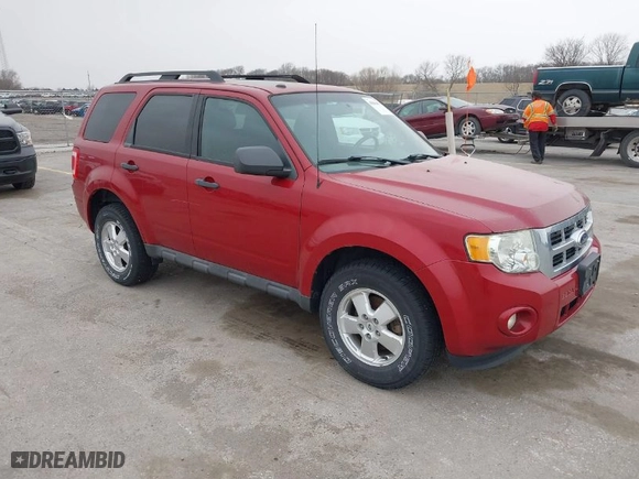 2011 Ford Escape XLT with VIN 1FMCU9DG1BKC37712, listed as a IAAI auction lot 41806476 with 108,866 mi miles. Bid and sale history available at carsss.com. Image 1.