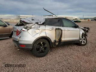 2016 Ford Escape SE z VIN 1FMCU0G74GUB15817, wystawiony jako Copart lot #52945435 z przebiegiem 153 737 mil mil oraz Szkoda całkowita • Salvage title. Historia ofert i sprzedaży dostępna na DreamBid. Obrazek 3.