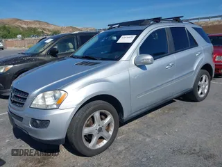 2008 Mercedes-Benz M 350 with VIN 4JGBB86E08A362836, listed as a IAAI auction lot 42076022 with 212,073 mi miles and . Bid and sale history available at DreamBid. Image 2.