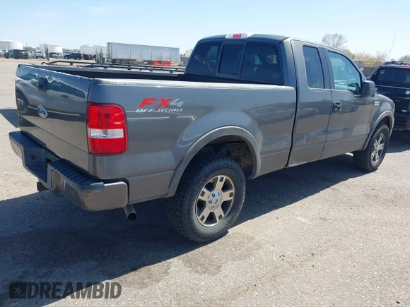 2005 Ford F-150 XLT with VIN 1FTPX145X5NA05142, listed as a IAAI auction lot 42021927 with 178,425 mi miles. Bid and sale history available at carsss.com. Image 4.