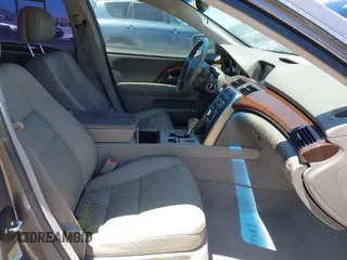 2005 Acura RL with VIN JH4KB165X5C011801, listed as a IAAI auction lot 42655208 with 190,816 mi miles and . Bid and sale history available at DreamBid. Image 5.