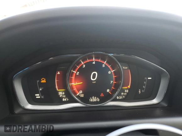 2017 Volvo XC60 Dynamic z VIN YV440MRR5H2107715, wystawiony jako Copart lot #60761085 z przebiegiem 162 810 mil mil oraz Czysty tytuł • Clean title. Historia ofert i sprzedaży dostępna na DreamBid. Obrazek 9.