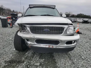 1997 Ford Expedition XLT with VIN 1FMEU17L5VLB80125, listed as a Copart auction lot 83892824 with 257,738 mi miles and Salvage title. Bid and sale history available at DreamBid. Image 5.