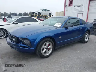 2007 Ford Mustang Deluxe with VIN 1ZVHT80N275215068, listed as a IAAI auction lot 41866367 with 174,791 mi miles. Bid and sale history available at carsss.com. Image 2.