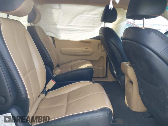 2017 Kia Sedona LX with VIN KNDMB5C19H6284704, listed as a IAAI auction lot 41756190 with 101,488 mi miles. Bid and sale history available at carsss.com. Image 8.