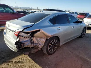 2016 Nissan Altima S with VIN 1N4AL3AP2GC227746, listed as a Copart auction lot 45062685 with 61,079 mi miles and Salvage Title. Bid and sale history available at carsss.com. Image 3.