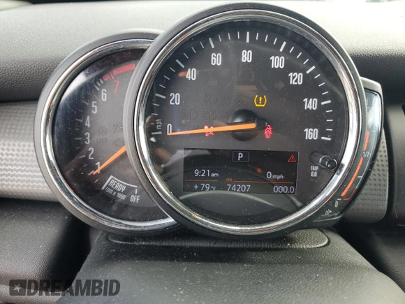 2019 MINI Hardtop Cooper with VIN WMWXP5C50K2H32229, listed as a Copart auction lot 64563435 with 74,207 mi miles and Non repairable. Bid and sale history available at DreamBid. Image 9.