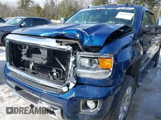 2015 GMC Sierra 2500HD available WiFi Denali with VIN 1GT120E8XFF623208, listed as a IAAI auction lot 41607260 with 98,032 mi miles. Bid and sale history available at carsss.com. Image 6.