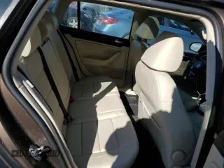 2011 Volkswagen Jetta z VIN 3VWPL8AJ9BM676875, wystawiony jako Copart lot #47140855 z przebiegiem 96 249 mil mil oraz Szkoda całkowita • Salvage title. Historia ofert i sprzedaży dostępna na DreamBid. Obrazek 10.