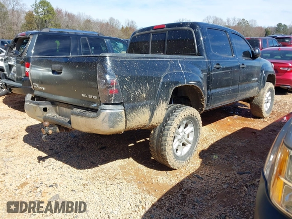 2013 Toyota Tacoma with VIN 3TMLU4EN3DM106670, listed as a IAAI auction lot 41696618 with 176,353 mi miles and . Bid and sale history available at DreamBid. Image 4.