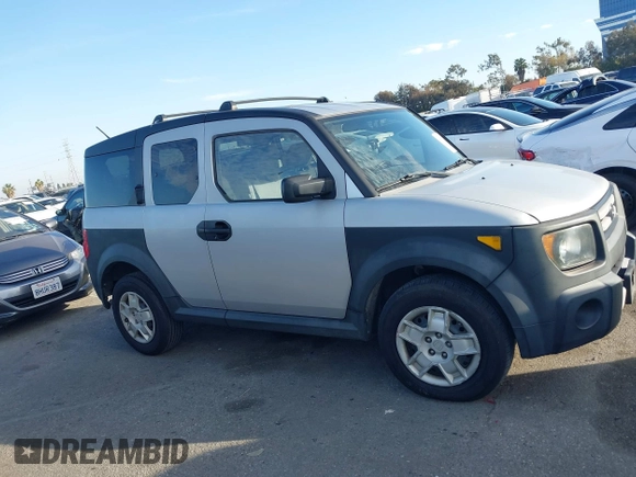 2007 Honda Element LX with VIN 5J6YH18357L012597, listed as a IAAI auction lot 41626557 with 209,648 mi miles and . Bid and sale history available at DreamBid. Image 14.
