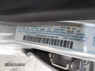 2000 Volkswagen Jetta GLS z VIN 3VWSA29M4YM195775, wystawiony jako IAAI lot #42131518 z przebiegiem 314 472 mil mil oraz . Historia ofert i sprzedaży dostępna na DreamBid. Obrazek 9.