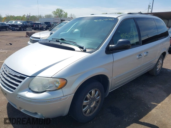 2006 Chrysler Town & Country LWB Limited with VIN 2A8GP64L16R798291, listed as a IAAI auction lot 42150570 with 206,500 mi miles. Bid and sale history available at carsss.com. Image 2.