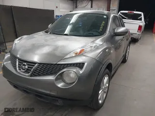 2011 Nissan Juke SV with VIN JN8AF5MV1BT016011, listed as a IAAI auction lot 41959781 with 72,754 mi miles. Bid and sale history available at carsss.com. Image 6.