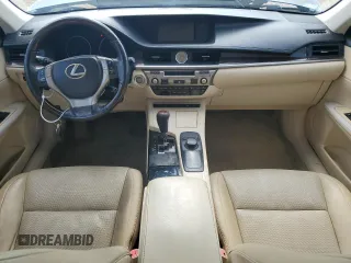 2014 Lexus ES 330 с VIN JTHBK1GG3E2084739, выставлен на аукционе Copart как лот 56218765 с пробегом 234 241 миль миль и Списание • Salvage title. История ставок и продаж доступна на DreamBid. Изображение 8.