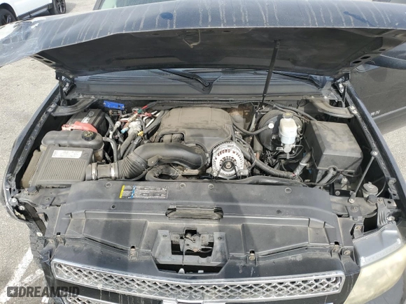 2007 Chevrolet Suburban LS with VIN 1GNFC16027J343774, listed as a Copart auction lot 76613034 with 0 mi miles and Salvage Title. Bid and sale history available at carsss.com. Image 13.