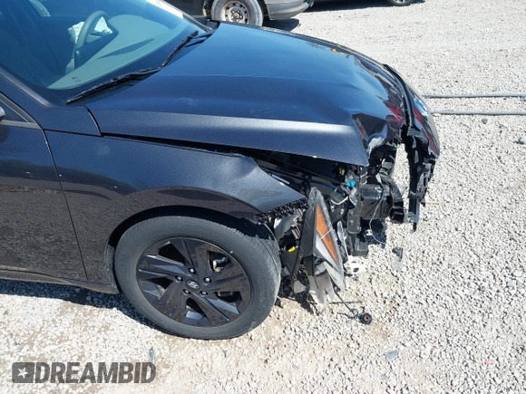 2023 Hyundai Elantra SEL with VIN 5NPLM4AG0PH104487, listed as a IAAI auction lot 42045952 with 39,575 mi miles and . Bid and sale history available at DreamBid. Image 17.