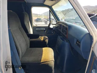 1985 Ford Econoline Cargo with VIN 1FBHS31L3FHA83624, listed as a IAAI auction lot 41987555 with 2,242 mi miles and . Bid and sale history available at DreamBid. Image 5.