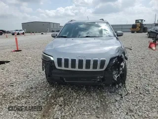 2019 Jeep Cherokee Latitude with VIN 1C4PJLCB3KD164896, listed as a Copart auction lot 64172205 with 107,433 mi miles and Salvage title. Bid and sale history available at DreamBid. Image 15.