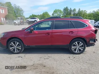 2019 Subaru Outback Limited z VIN 4S4BSANC3K3395882, wystawiony jako IAAI lot #42245756 z przebiegiem 120 548 mil mil oraz . Historia ofert i sprzedaży dostępna na DreamBid. Obrazek 15.