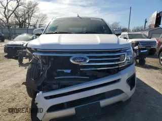 2018 Ford Expedition XLT z VIN 1FMJU1JT1JEA70890, wystawiony jako Copart lot #50093885 z przebiegiem 147 137 mil mil oraz Szkoda całkowita • Salvage title. Historia ofert i sprzedaży dostępna na DreamBid. Obrazek 5.