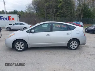 2008 Toyota Prius z VIN JTDKB20U887696773, wystawiony jako IAAI lot #42211033 z przebiegiem 198 538 mil mil oraz . Historia ofert i sprzedaży dostępna na DreamBid. Obrazek 12.