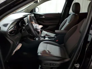 2022 Buick Encore GX Preferred z VIN KL4MMCSL6NB053032, wystawiony jako Copart lot #55564385 z przebiegiem 67 576 mil mil oraz Szkoda całkowita • Salvage title. Historia ofert i sprzedaży dostępna na DreamBid. Obrazek 7.