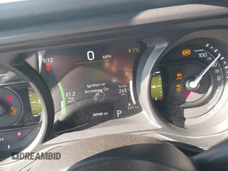 2024 Jeep Wrangler Sahara с VIN 1C4RJXP65RW296344, выставлен на аукционе IAAI как лот 42761334 с пробегом 30 948 миль миль и . История ставок и продаж доступна на DreamBid. Изображение 7.