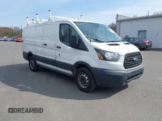 2018 Ford Transit with VIN 1FTYR1ZM4JKA03025, listed as a IAAI auction lot 42037300 with 174,045 mi miles. Bid and sale history available at carsss.com. Image 1.