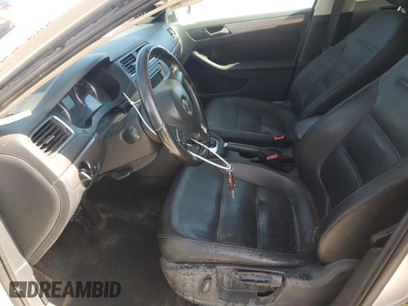 2013 Volkswagen Jetta TDI w/Premium with VIN 3VWLL7AJ9DM257467, listed as a Copart auction lot 49303315 with 168,001 mi miles and Clean title. Bid and sale history available at DreamBid. Image 7.