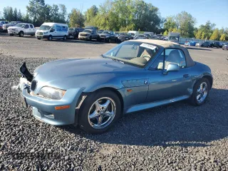 1999 BMW Z3 2.5 z VIN 4USCH9337XLF81700, wystawiony jako Copart lot #72278544 z przebiegiem 105 756 mil mil oraz Szkoda całkowita • Salvage title. Historia ofert i sprzedaży dostępna na DreamBid. Obrazek 1.
