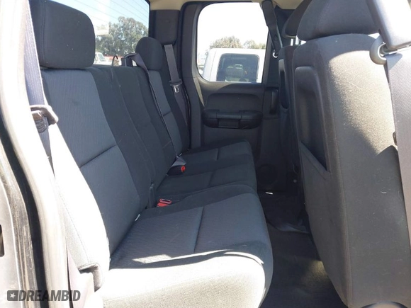 2011 Chevrolet Silverado 1500 LT with VIN 1GCRKSE3XBZ423103, listed as a IAAI auction lot 41824331 with 144,581 mi miles. Bid and sale history available at carsss.com. Image 8.