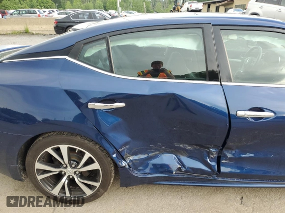2018 Nissan Maxima SL with VIN 1N4AA6AP9JC382650, listed as a Copart auction lot 61552515 with 109,746 mi miles and Salvage title. Bid and sale history available at DreamBid. Image 10.