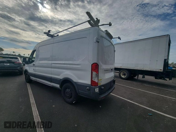 2018 Ford Transit с VIN 1FTYR2CM1JKB10502, выставлен на аукционе IAAI как лот 42849107 с пробегом 249 727 миль миль и . История ставок и продаж доступна на DreamBid. Изображение 4.