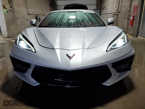2021 Chevrolet Corvette 3LT with VIN 1G1YC3D49M5114699, listed as a Copart auction lot 61345465 with 5,664 mi miles and Clean title. Bid and sale history available at DreamBid. Image 5.