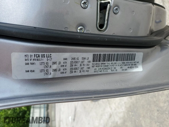 2017 Jeep Cherokee Latitude z VIN 1C4PJMCS0HD224115, wystawiony jako Copart lot #61713985 z przebiegiem 83 421 mil mil oraz Szkoda całkowita • Salvage title. Historia ofert i sprzedaży dostępna na DreamBid. Obrazek 13.