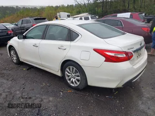 2016 Nissan Altima S with VIN 1N4AL3AP8GC211857, listed as a IAAI auction lot 41977716 with 234,952 mi miles and . Bid and sale history available at DreamBid. Image 3.