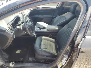 2017 Ford Fusion Hybrid SE with VIN 3FA6P0LU1HR266939, listed as a Copart auction lot 61018305 with 121,293 mi miles and Salvage title. Bid and sale history available at DreamBid. Image 7.